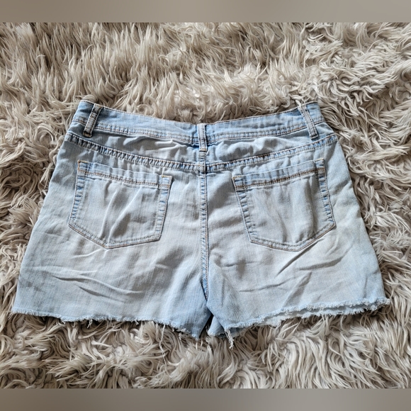 Faded Glory Women's Cut Off Jean Shorts Size 10 - Picture 4 of 5